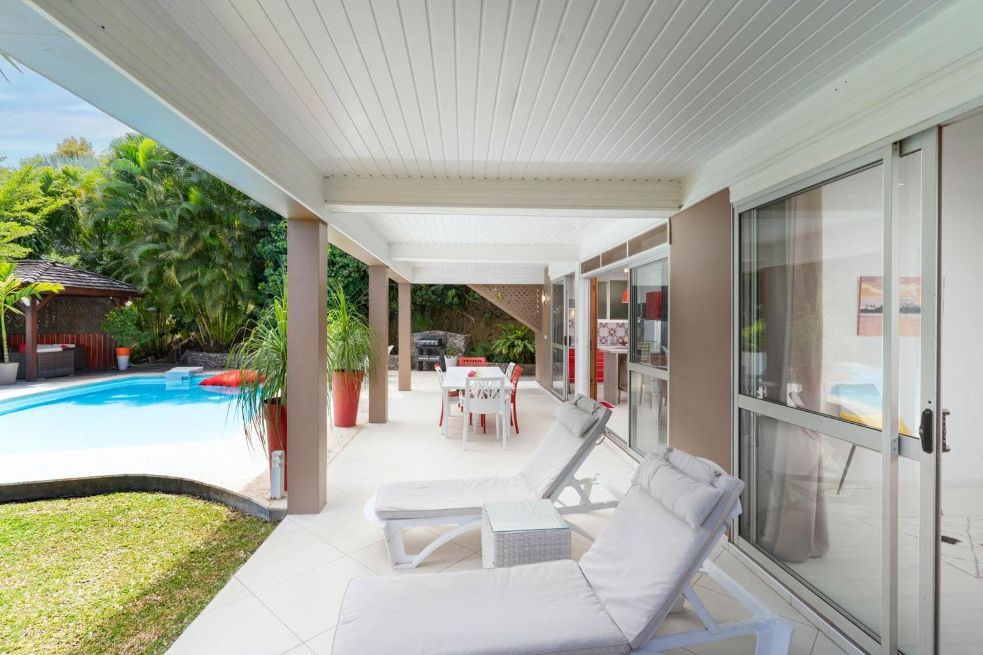 Villa Lodge - Bas De Villa Avec Piscine Et Vue Ocean Et Moorea Punaauia  Exterior foto